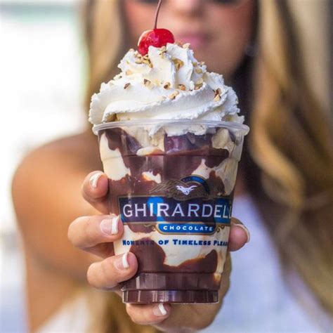 Ghirardelli ice cream & chocolate factory outlet - The Ghirardelli ice cream eatery in DCA is a great place for dessert and refreshments. The ambiance has a soda fountain and candy feel. The service is relatively quick and the staff friendly. Just be aware that the ice cream desserts you order are in the high side price wise.